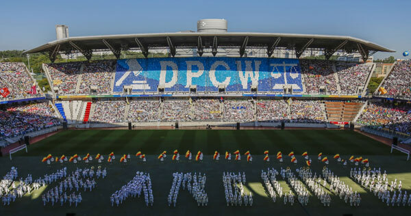 2019년 9월 18일 ㈔하늘문화세계평화광복이 주최한 9.18 평화 만국회의 5주년 기념식이 수원 월드컵경기장에서 진행된 가운데 개막 퍼포먼스로 카드섹션과 마스게임이 펼쳐지고 있다. (제공: HWPL) ⓒ천지일보DB