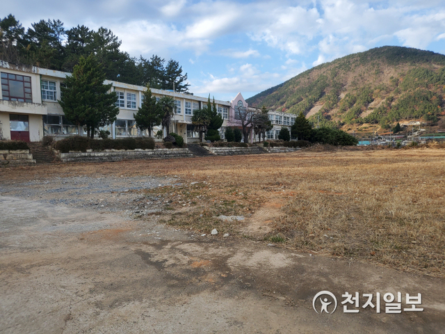 여수시 돌산중앙초등학교. (제공: 전남교육청) ⓒ천지일보 2021.3.5