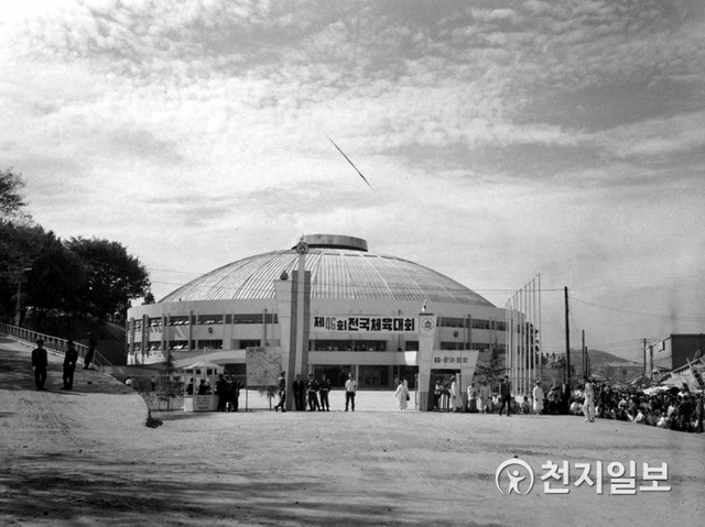 제46회 전국체육대회 개최 당시 구동체육관 전경 (1965년 모습) (제공: 광주시청) ⓒ천지일보 2021.3.8