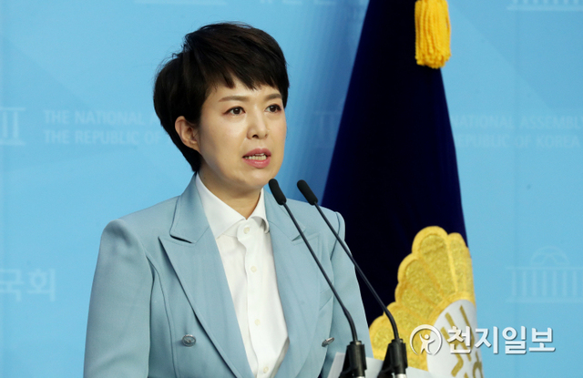 [천지일보=박준성 기자] 미래통합당 김은혜 대변인이 26일 서울 여의도 국회 소통관에서 현안 관련 브리핑을 하고 있다. ⓒ천지일보 2020.6.26