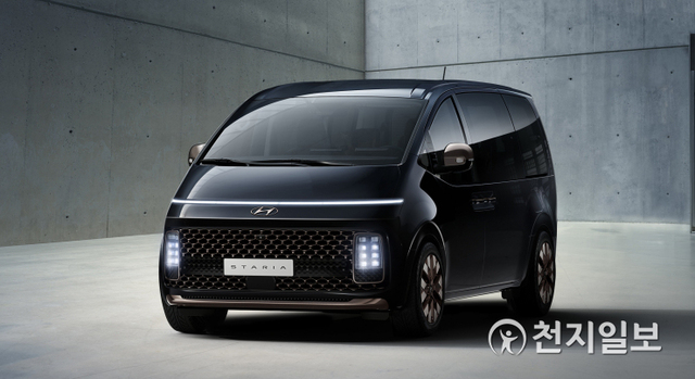 현대자동차가 새로운 다목적 차량(MPV) ‘스타리아’의 내∙외장 이미지를 18일 공개됐다. 사진은 스타리아 라운지 외장 이미지. (제공: 현대자동차) ⓒ천지일보 2021.3.18