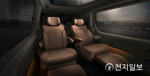 현대자동차가 새로운 다목적 차량(MPV) ‘스타리아’의 내∙외장 이미지를 18일 공개됐다. 사진은 스타리아 라운지 내장 이미지. (제공: 현대자동차) ⓒ천지일보 2021.3.18