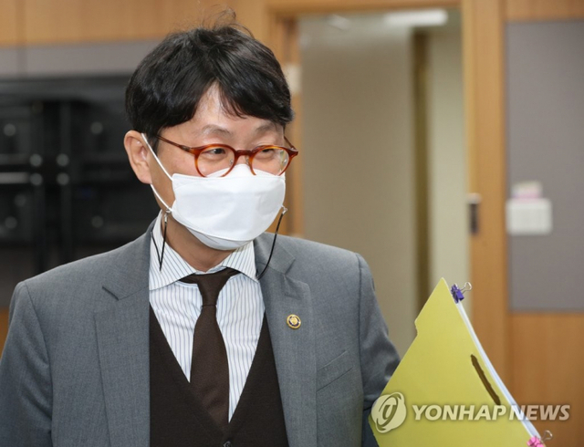 도규상 금융위원회 부위원장이 30일 정부서울청사에서 열린 부동산 특별 금융대응반 회의에 참석하고 있다. (출처: 연합뉴스)