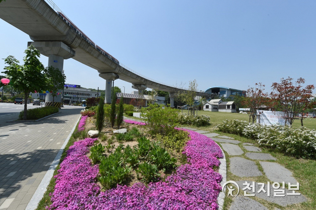 G&B프로젝트의 시청 앞 미니정원 모습. (제공: 의정부시) ⓒ천지일보 2021.5.3