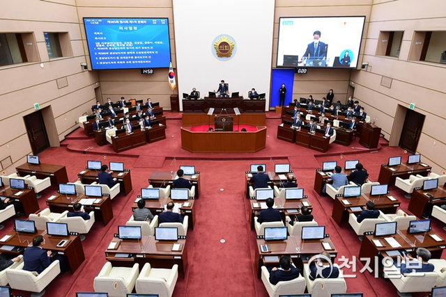 본회의장.(제공: 경남도의회)ⓒ천지일보 2021.5.11