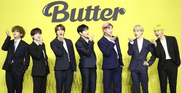 그룹 방탄소년단(BTS)이 지난 21일 오후 서울 송파구 올림픽공원 올림픽홀에서 열린 새 디지털 싱글 '버터(Butter)' 발매 글로벌 기자간담회에서 포즈를 취하고 있다. (출처: 연합뉴스)