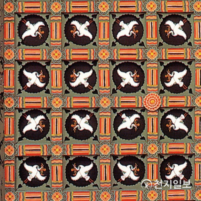 전남 고흥(高興) 능가사 대웅전 천정(도 3-1) (제공: 강우방 일향한국미술사연구원장) ⓒ천지일보 2021.6.14