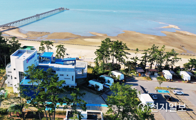 함평 돌머리 해수찜 치유센터 전경. (제공: 함평군) ⓒ천지일보 2021.6.24