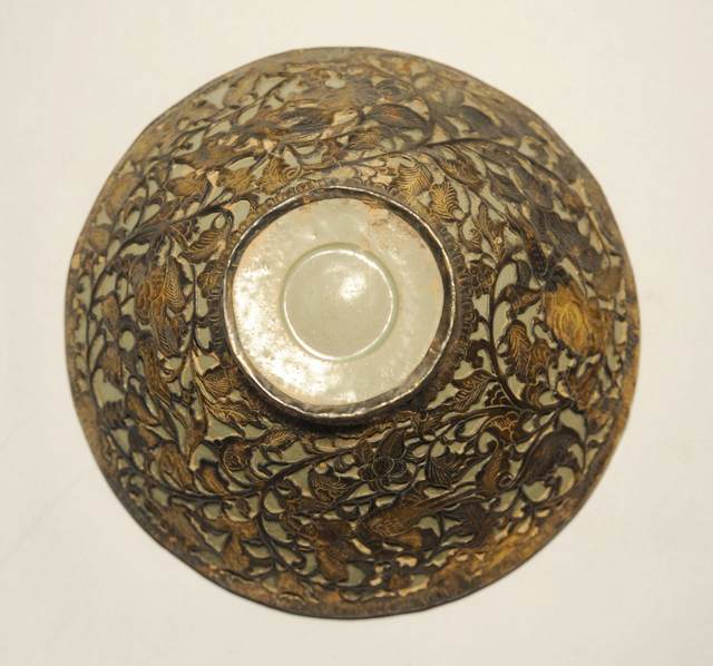 전체 투각문과 밑바닥 중심에 옥벽굽이 있다(도 1-2) (제공: 강우방 일향한국미술사연구원장) ⓒ천지일보 2021.7.9