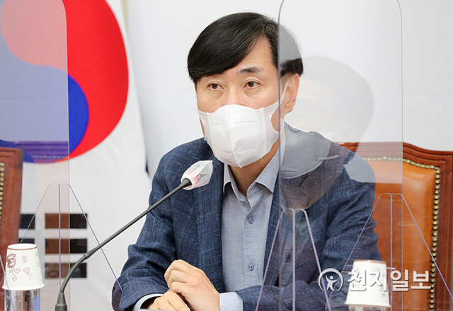 [천지일보=박준성 기자] 국민의힘 하태경 대선 경선예비후보가 5일 오후 서울 여의도 국회에서 열린 국민의힘 제20대 대통령선거 경선 예비후보 전체회의에서 발언하고 있다. 이날 회의에는 이준석 대표와 서병수 경선준비위원장을 비롯한 김태호, 안상수, 원희룡, 유승민, 윤희숙, 장기표, 장성민, 하태경, 황교안 예비후보가 참석했다. (제공: 국민의힘) ⓒ천지일보 2021.8.5