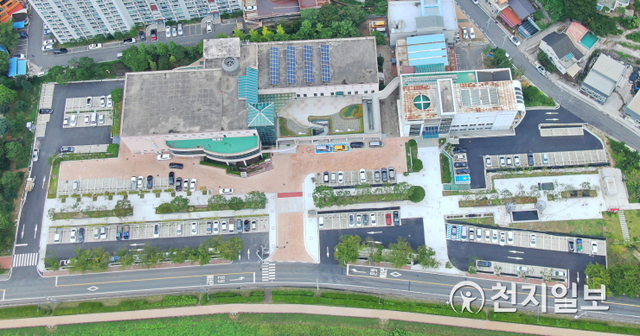 ‘그린빗물인프라 조성사업’이 추진 중인 하동문화예술회관 일대 모습. (제공: 하동군) ⓒ천지일보 2021.8.18
