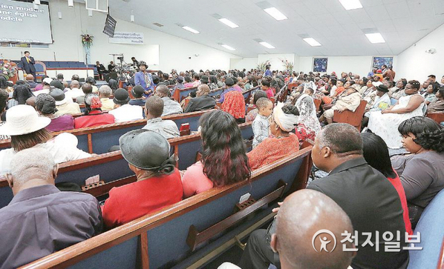 2014년 5월 18일 전 교인이 흑인들로만 구성된 워싱턴 DC 갈보리 침례교회에서 이만희 대표가 말씀을 증거하고 있다. (제공: HWPL) ⓒ천지일보 2021.8.22