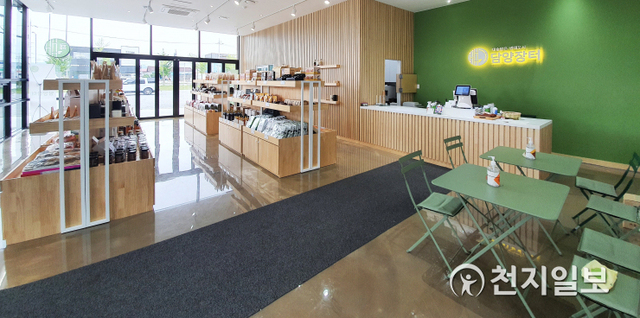 지역 농특산물 전문 판매장 ‘담양장터’ 오프라인 직매장. (제공: 담양군청) ⓒ천지일보 2021.8.30