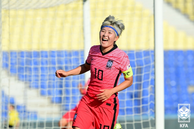 2022 아시아축구연맹(AFC) 여자 아시안컵 E조 몽골과의 1차전에서 한골을 넣어 차범근을 제치고 A매치 최다골 기록의 주인공이 된 지소연. (제공: 대한축구협회)