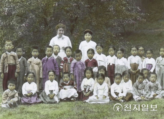 이화학당 유치원(1910년). (제공: 정성길 계명대 동산의료원 명예박물관장) ⓒ천지일보 2021.9.19