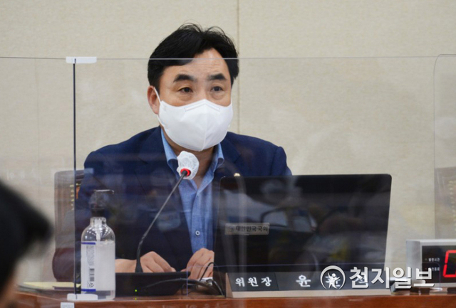 [천지일보=박준성 기자] 윤관석 정무위원장이 20일 서울 여의도 국회에서 열린 정무위원회 전체회의에서 발언하고 있다. (제공: 국회) ⓒ천지일보 2021.7.20