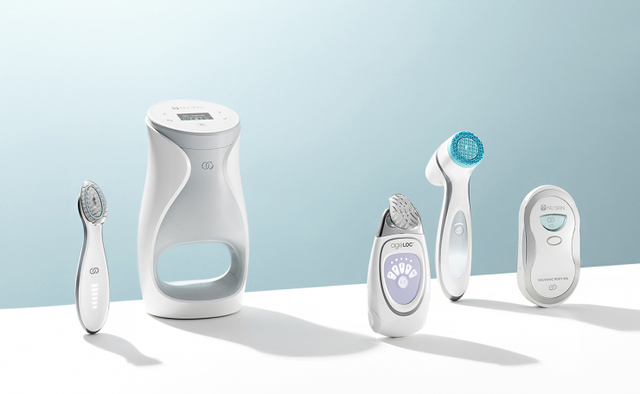 뷰티 디바이스 라인. (왼쪽부터)에이지락 부스트, 에이지락 미, 에이지락 페이스 갈바닉 스파 , 에이지락 루미스파, 에 이지락 바디 갈바닉 스파. (제공: 뉴스킨)