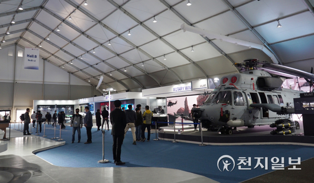‘서울 국제 항공우주·방위산업 전시회(ADEX)’의 한국항공우주산업(KAI) 전시장 전경. (제공: KAI) ⓒ천지일보 2021.10.18