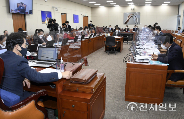 [천지일보=박준성 기자] 20일 서울 여의도 국회에서 과학기술정보방송통신위원회의 과학기술정보통신부에 대한 종합감사가 열리고 있다. (공동취재사진) ⓒ천지일보 2021.10.20