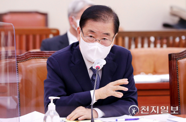 [천지일보=박준성 기자] 정의용 외교부 장관이 20일 서울 여의도 국회에서 열린 외교통일위원회의 외교부에 대한 국정감사에서 의원 질의에 답하고 있다. (공동취재사진) ⓒ천지일보 2021.10.20