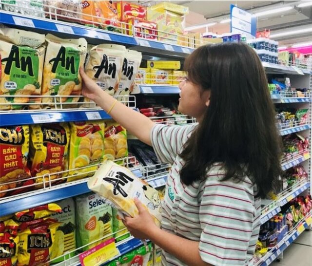 현지에서 판매되는 쌀 과자 안(An). (제공: 오리온)