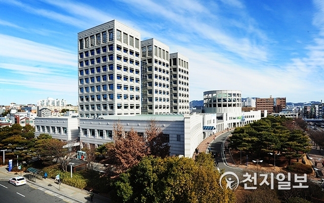 [천지일보 진주=최혜인 기자] 진주시청사. (제공: 진주시청) ⓒ천지일보 2018.12.7