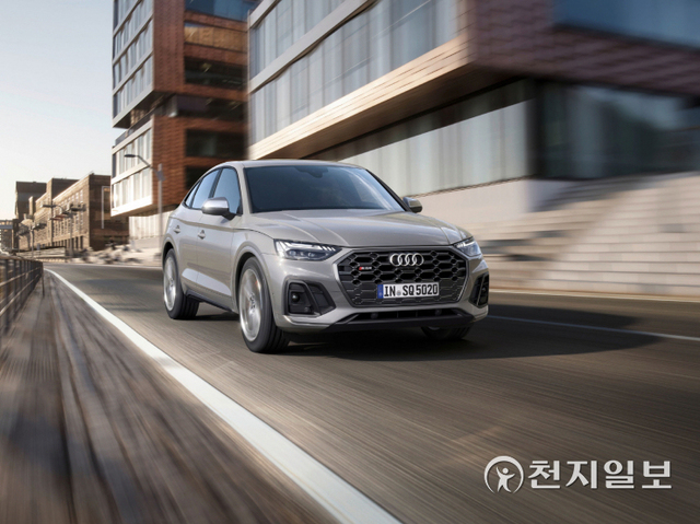 아우디의 고성능 쿠페형 SUV ‘더 뉴 SQ5 스포트백 TFSI’. (아우디코리아) ⓒ천지일보 2021.11.1