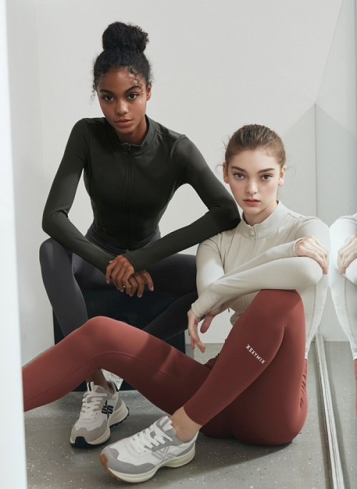 젝시믹스, 블랙라벨 시리즈 모델컷. (제공: 브랜드엑스코퍼레이션)