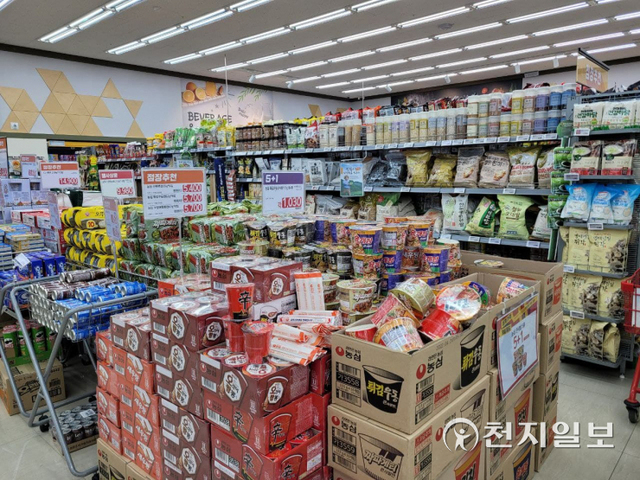 [천지일보 세종=이진희 기자] 충북 청주시 청원구의 한 대형마트 매장의 모습 ⓒ천지일보 2021.11.7