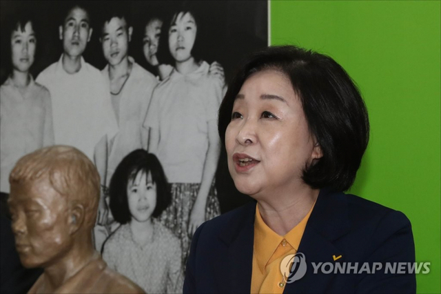 정의당 심상정 대선 후보가 12일 오전 서울 종로구 전태일재단에서 '주4일제 로드맵과 신노동법 비전'을 발표하고 있다. (출처: 연합뉴스)