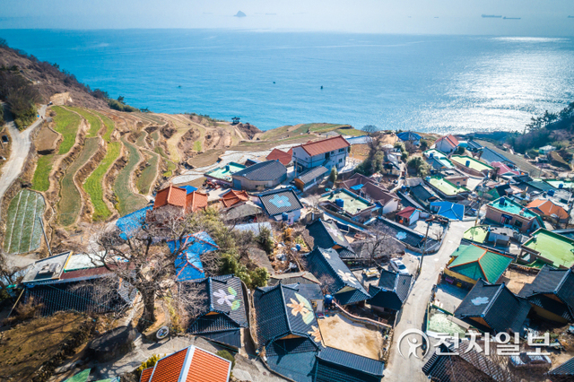 남해군 남면 가천 다랭이마을. (제공: 남해군) ⓒ천지일보 2021.12.16