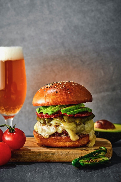 오는 30일 잠실 롯데월드몰에 오픈되는 고든 램지 버거의 헬스키친 버거. (제공: 룟데쇼핑)