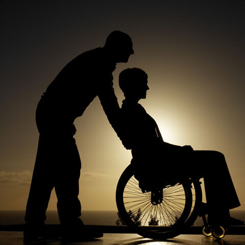 장애인 인권유린 사태가 계속 발생해 정부차원의 대책이 요구되고 있다. (출처: 게티이미지뱅크)