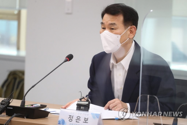 정은보 금융감독원장이 20일 서울 마포구 공덕동 프론트원에서 열린 핀테크 혁신지원을 위한 핀테크 업계 간담회에서 인사말을 하고 있다. (출처: 연합뉴스)