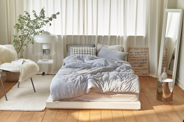 소프트니스 모달 100% 무봉제 차렵이불 블루. (제공: 데코뷰)