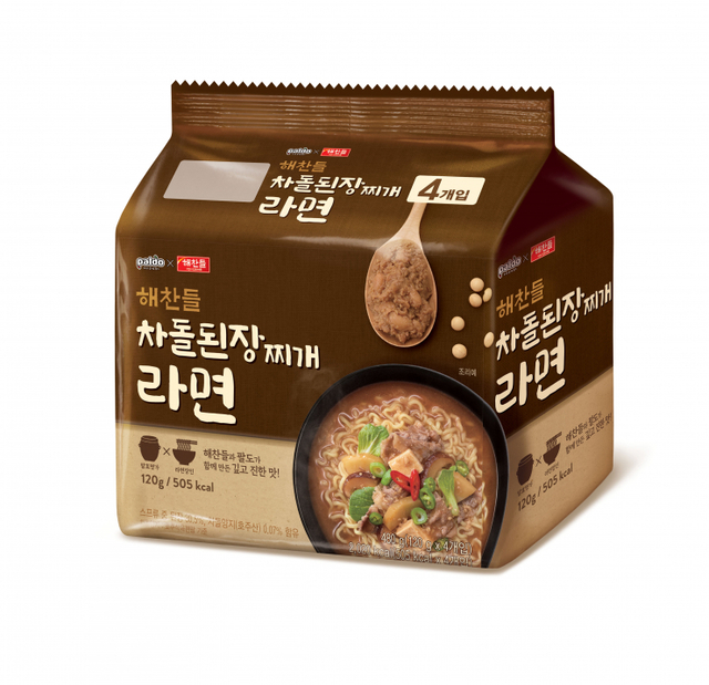 롯데마트, 팔도&해찬들 차돌된장찌개라면. (제공: 롯데쇼핑)