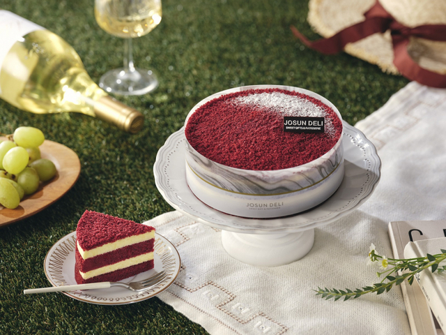 조선호텔 레드벨벳케이크. (제공: 조선호텔앤리조트)