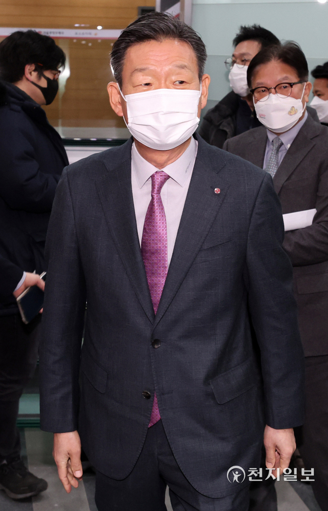 [천지일보=남승우 기자] 황현식 LG유플러스 대표가 17일 서울 중구 포스트타워에서 열린 ‘과기부-통신3사 CEO간담회’에 참석하고 있다. ⓒ천지일보 2022.2.17