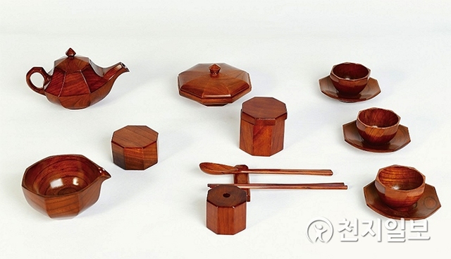 제32회 진주시 공예품대전 대상 목다구세트. (제공: 진주시) ⓒ천지일보 2019.5.13
