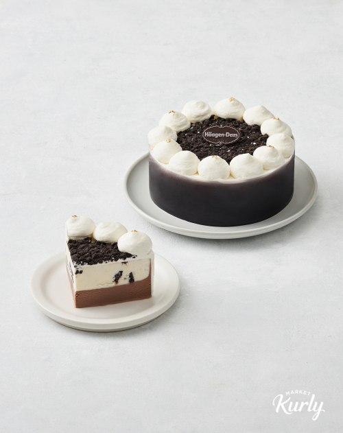 마켓컬리에서 단독 출시되는 ‘쿠앤크 블랑 미니’ 아이스크림 케이크. (제공: 하겐다즈)