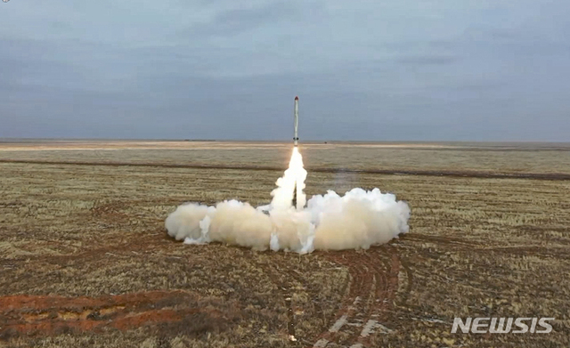 러시아 국방부가 지난 2월 19일 제공한 영상으로, 러시아의 한 훈련장에서 군사훈련 중 이스칸데르-K 미사일이 발사되는 장면. (출처: 러시아 국방부)