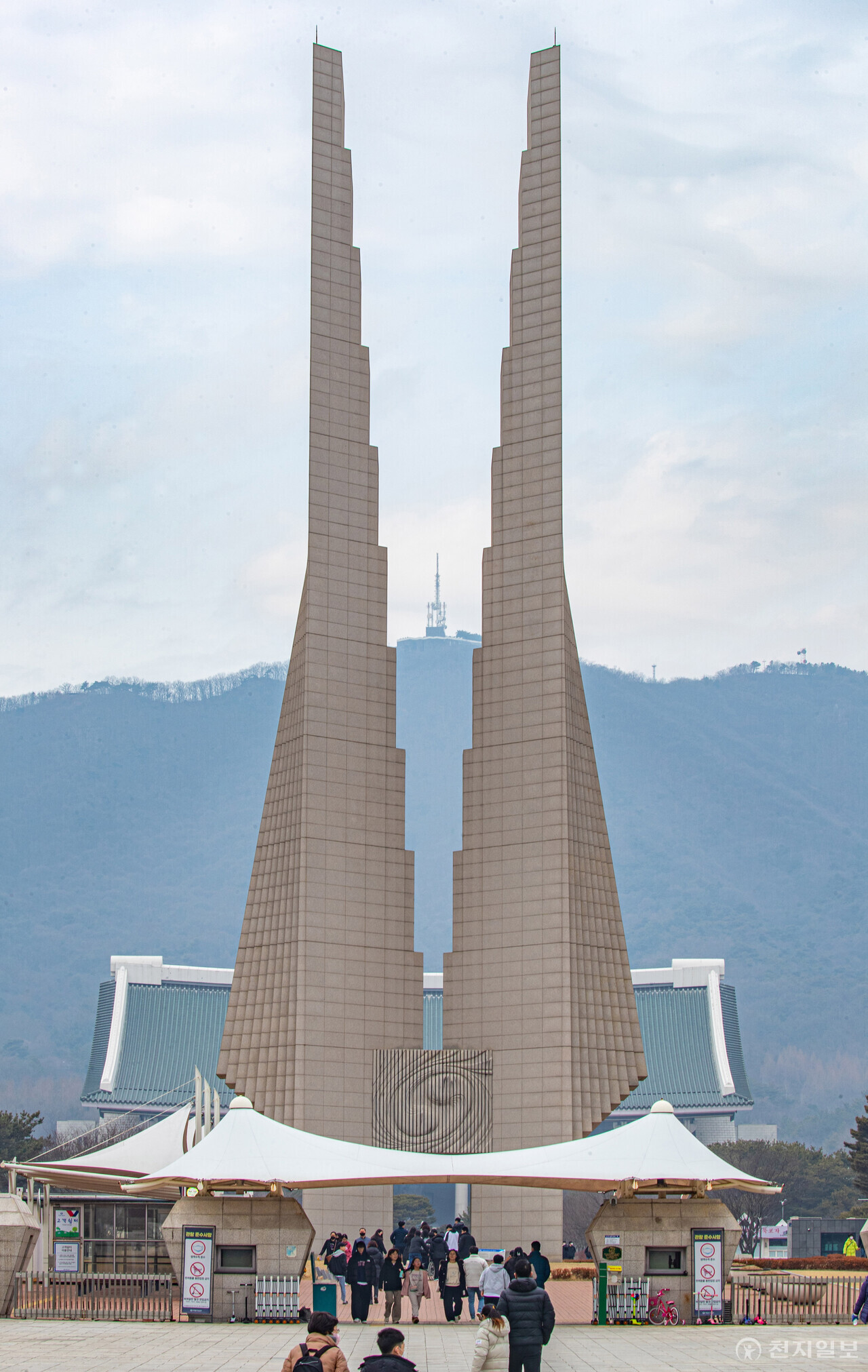 천안 독립기념관 겨레의 탑