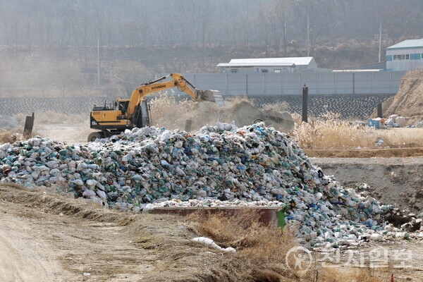 소각용 쓰레기 수거장의 모습. (제공: 안성시) ⓒ천지일보 2023.03.06.