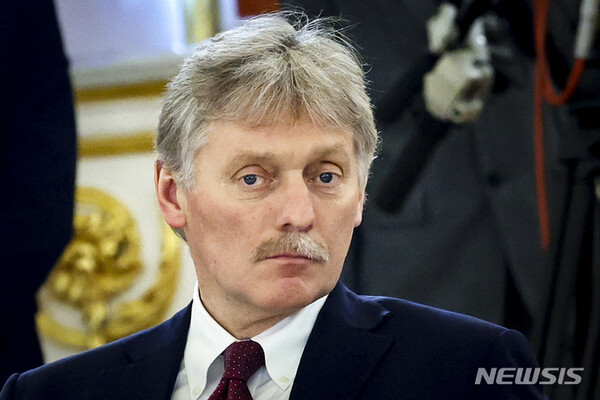 [모스크바=AP/뉴시스]드미트리 페스코프 크렘린 대변인이 지난 6일 러시아 모스크바에서 러시아-벨라루스 최고 국무회의에 참석하고 있다.