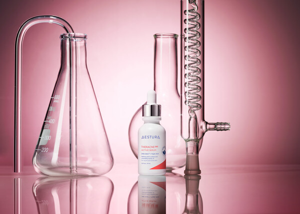 에스트라, 테라크네365 액티브 세럼. (제공: 아모레퍼시픽)