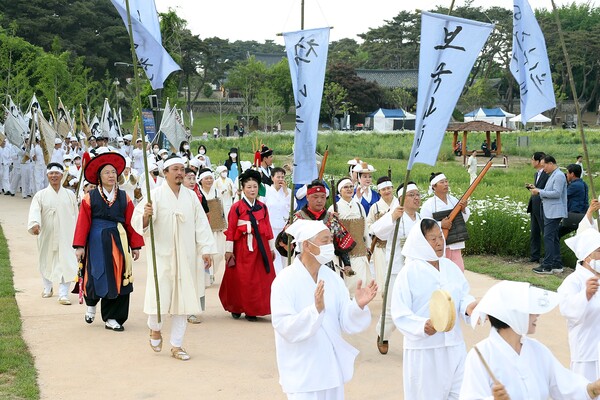 제56회 동학농민혁명기념제가 동학농민혁명국가기념일인 11일(황토현전승일) ‘피어나는 녹두꽃, 자라나는 평화’라는 주제로 동학농민혁명기념공원에서 개최되고 있다. (제공: 정읍시) ⓒ천지일보 2023.05.11.