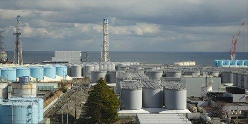 후쿠시마 원전 내에 설치된 오염수 탱크. (출처: 연합뉴스)