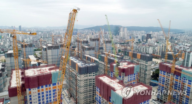 서울 강동구 둔촌주공 재건축 사업 현장 모습. 2022.6.5 (출처: 연합뉴스)