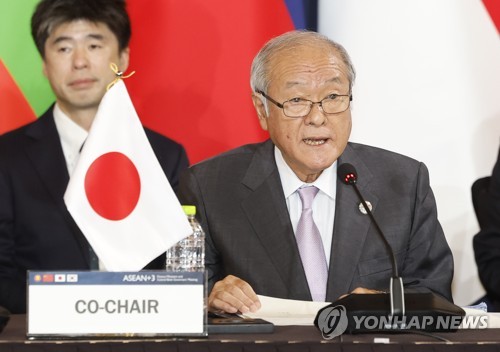 스즈키 슌이치 일본 재무상 (출처: 연합뉴스)