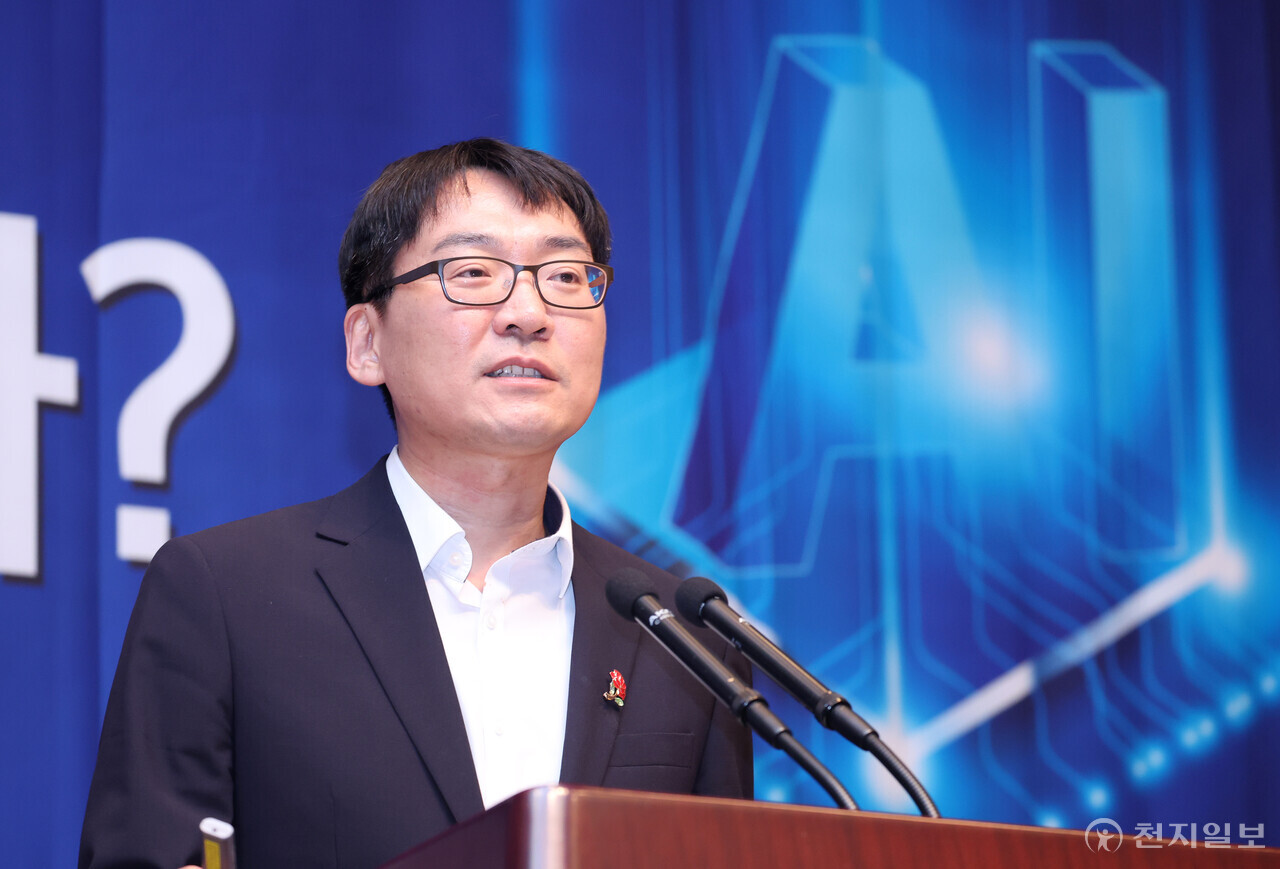 스마트AI포럼 2023] 구영현 세종대 인공지능학과 교수 “지나친 걱정·맹신 필요 없어… 장기적인 AI 로드맵 만들어야” <  IT·전자·과학 < 경제 < 기사본문 - 천지일보